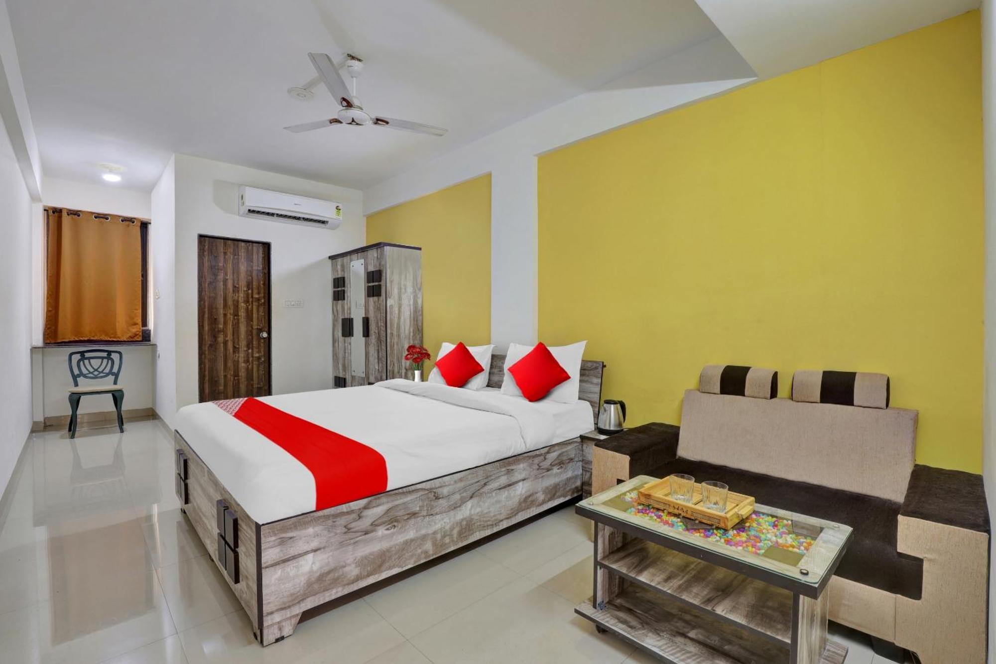 Fabhotel Relax Gandhinagar Exterior photo